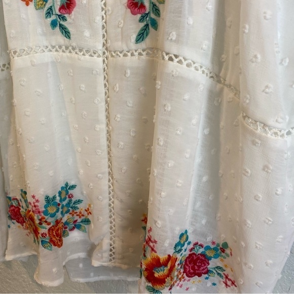 Savanna Jane Floral Embroidered Swiss Dot Top - Picture 8 of 16